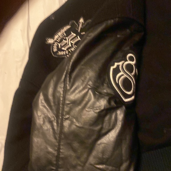 Mildly used 8732 varsity jacket - Picture 3 of 5